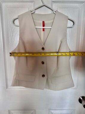 SPANX Cream Button-Front Vest
